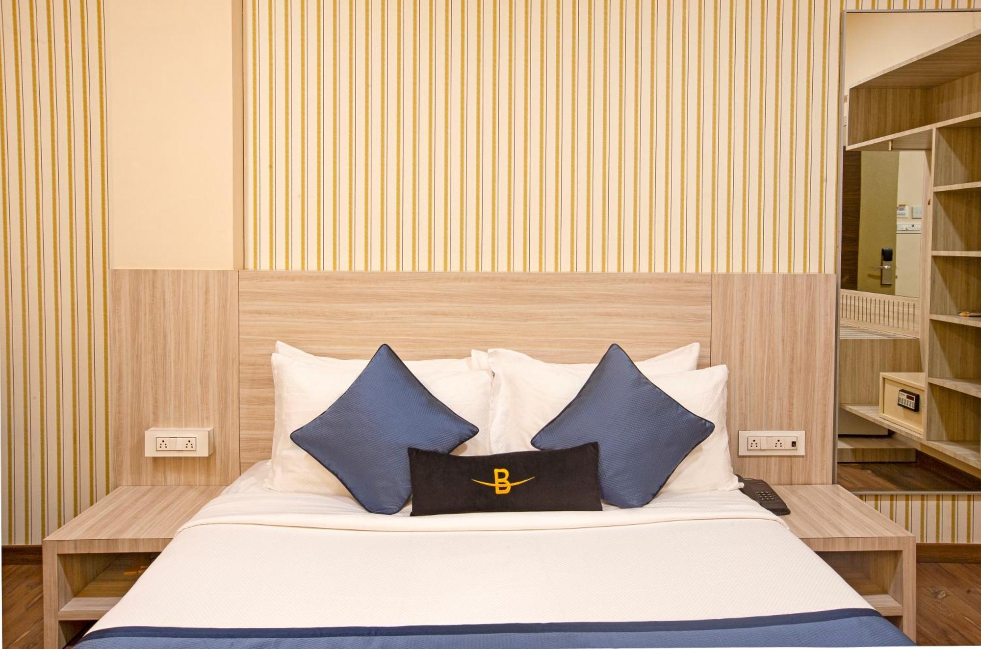 Hotel Bawa Regency — Photos 2